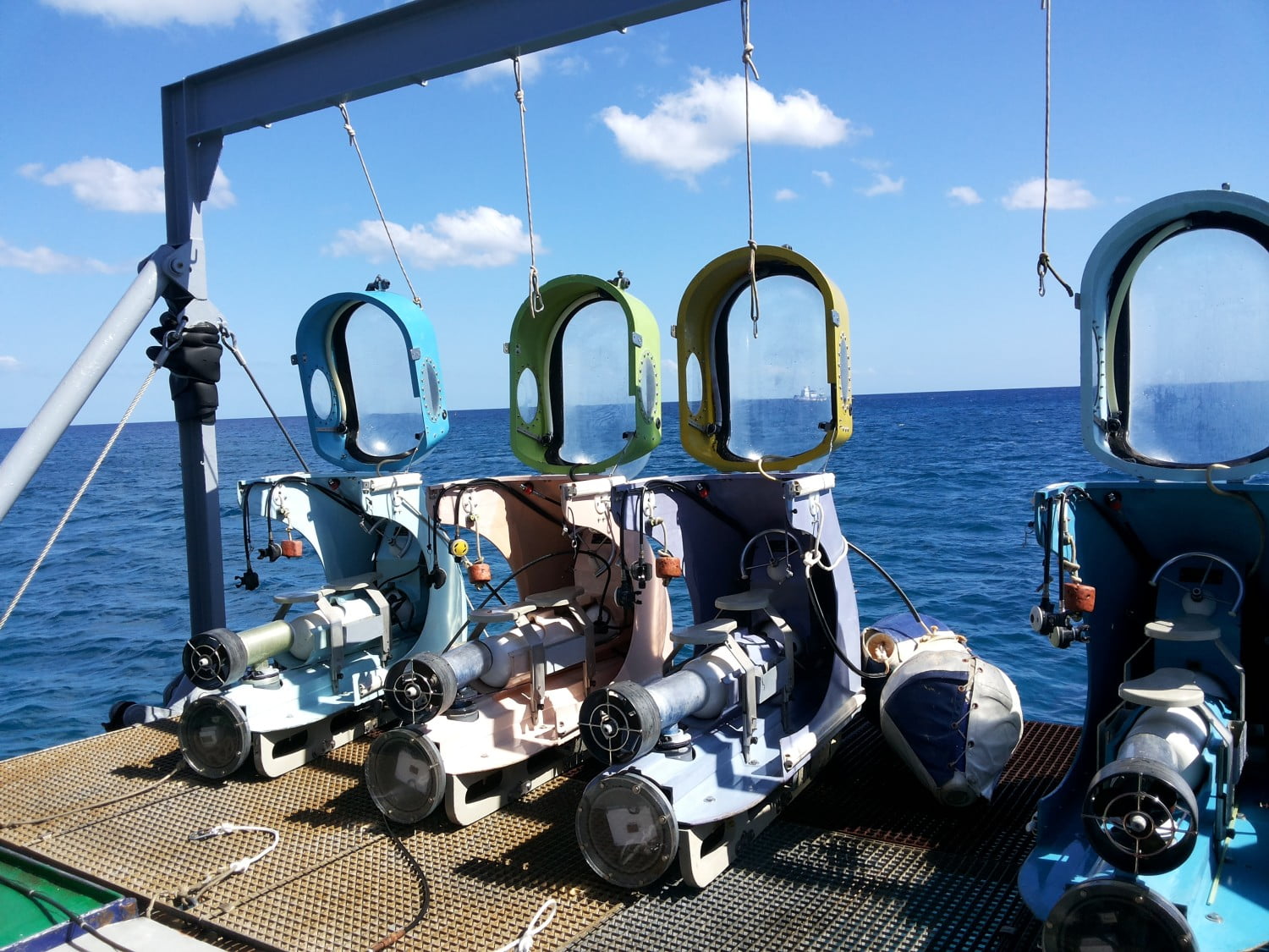Blue Safari under water scooter Mauritius, adventure sports in Mauritius, under water sports in Mont Choicy, Blue Safari Mauritius review